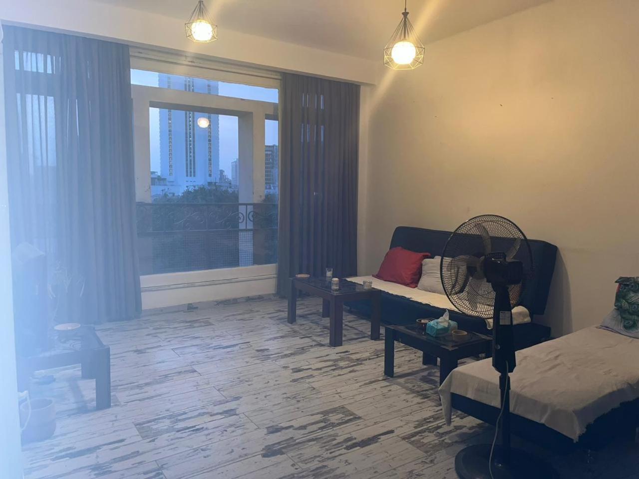 Garden Cozy Two Bedroom Downtown Apartment Cairo